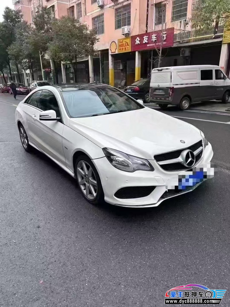 17年奔驰E轿车抵押车出售