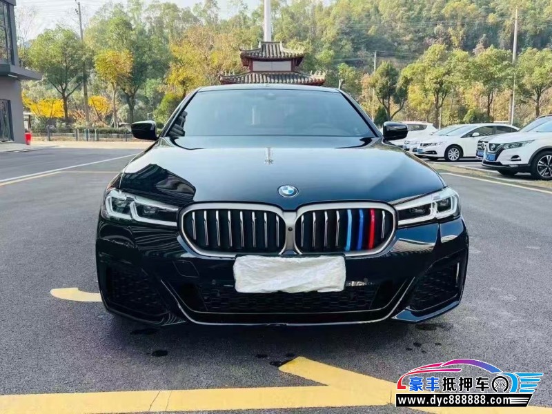 抵押车出售23年宝马5系轿车