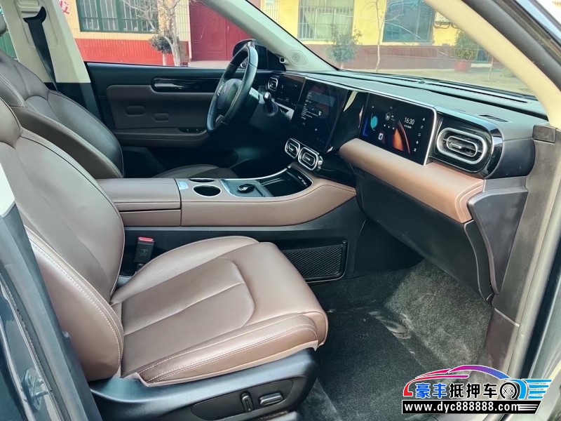 24年零跑C11轿车抵押车出售