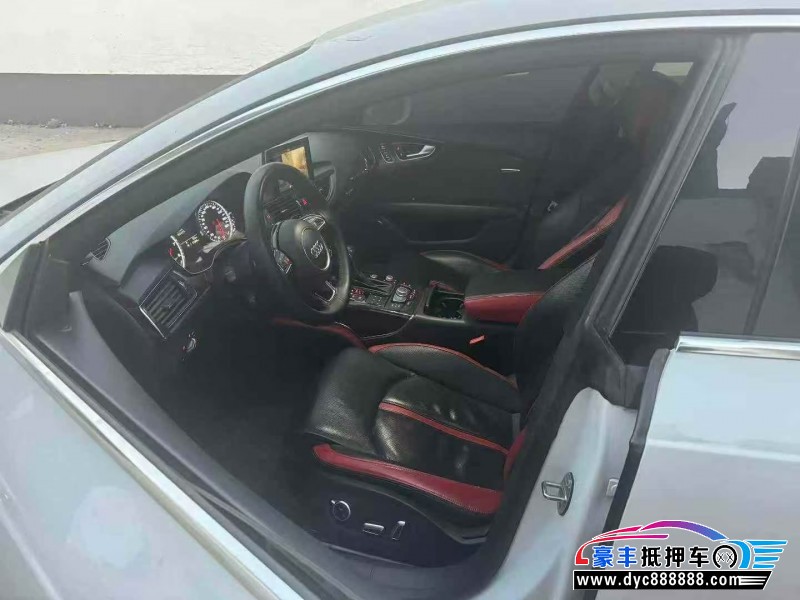 17年奥迪A7轿车抵押车出售