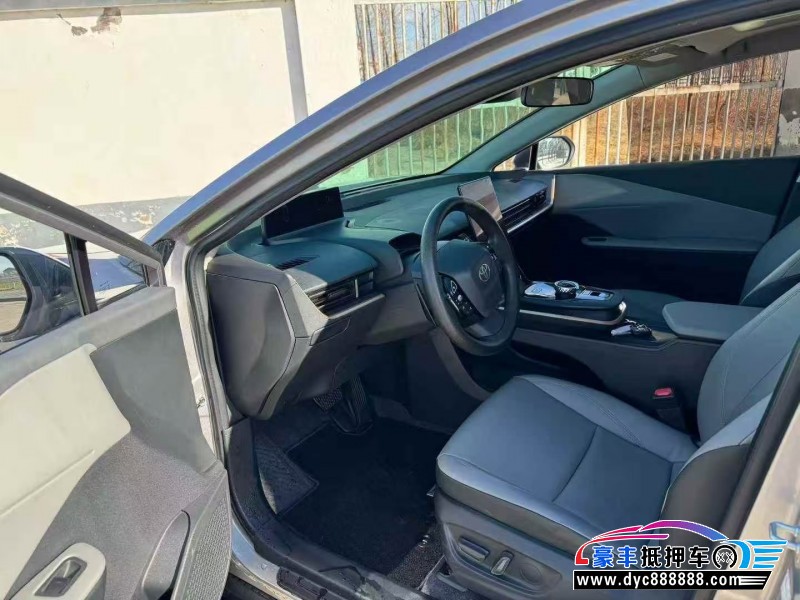 25年丰田BZ3轿车抵押车出售