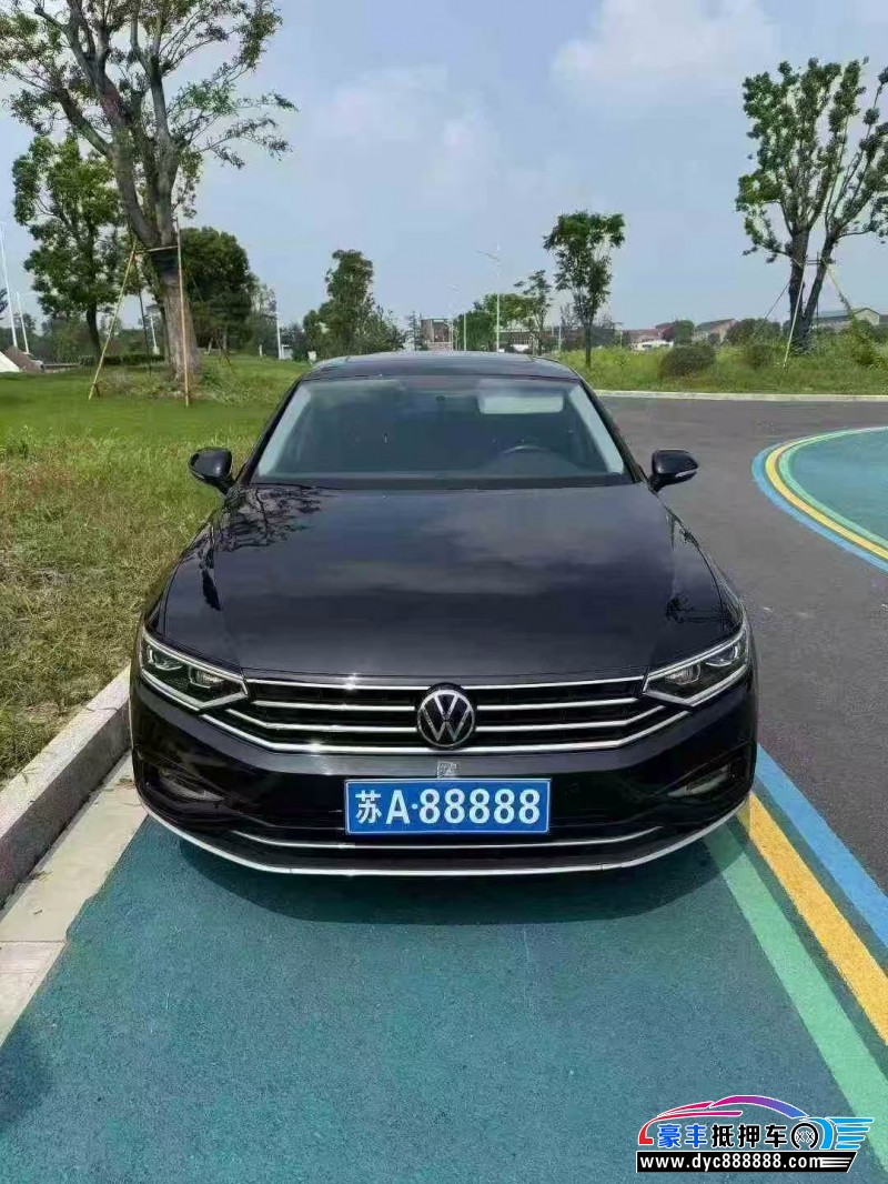 抵押车出售23年大众迈腾轿车