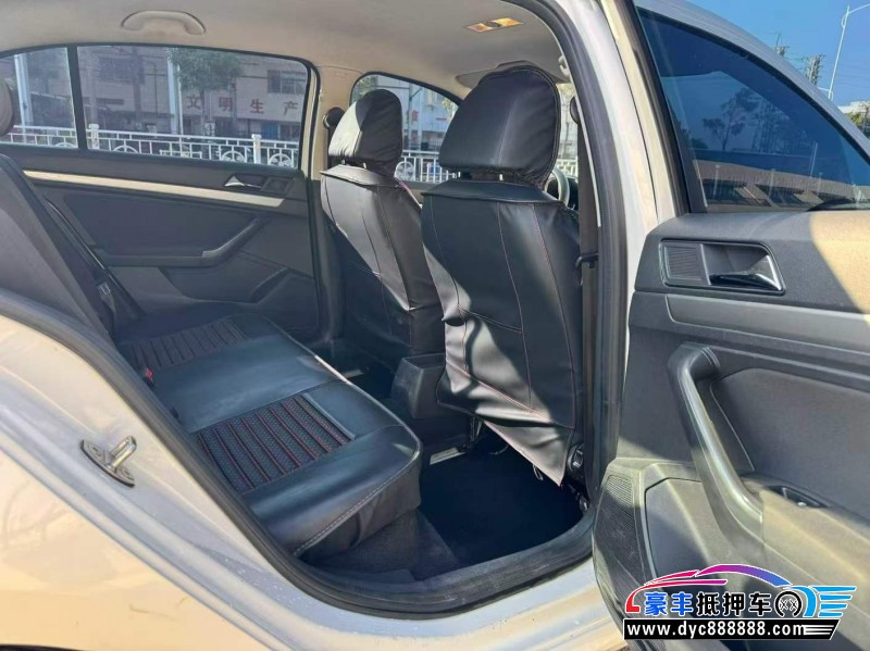 21年大众朗逸轿车抵押车出售