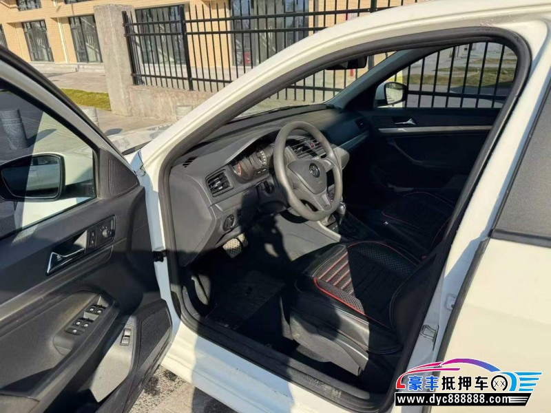 21年大众朗逸轿车抵押车出售