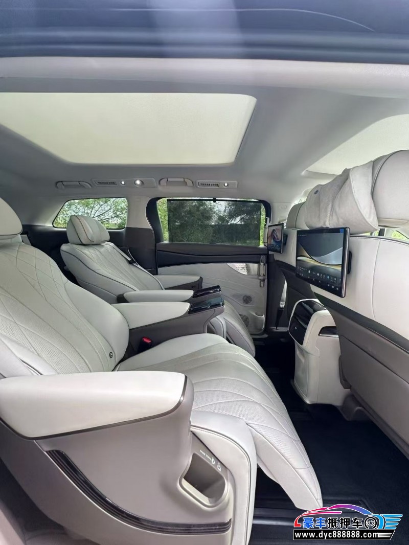 23年腾势D9轿车抵押车出售