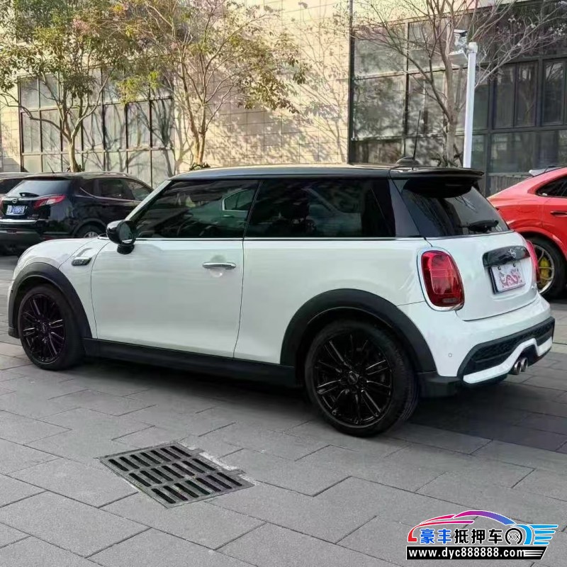 22年宝马MINI轿车抵押车出售