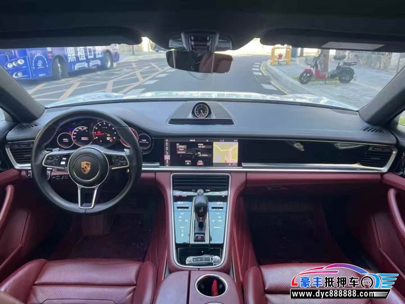 18年保时捷帕纳梅拉轿车抵押车出售