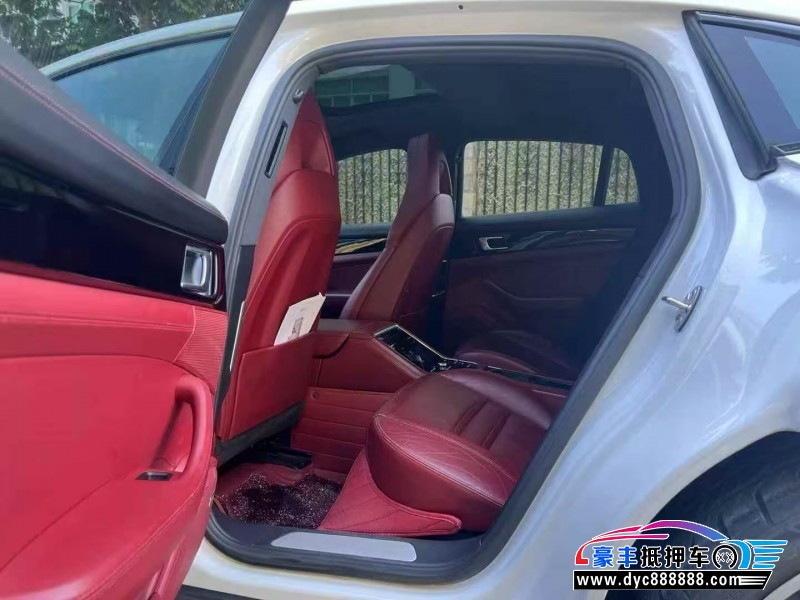 18年保时捷帕纳梅拉轿车抵押车出售