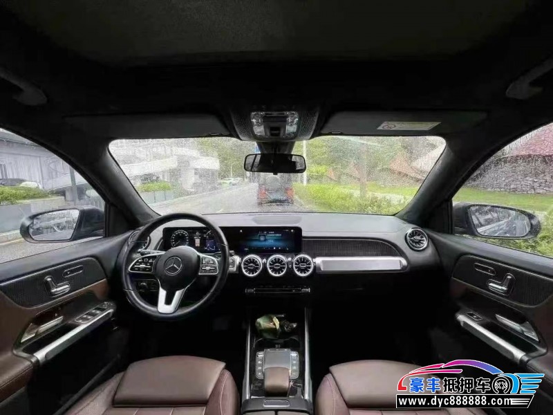 21年奔驰GLB轿车抵押车出售