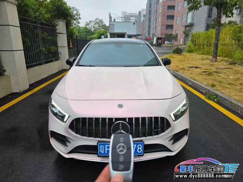 20年奔驰A轿车抵押车出售