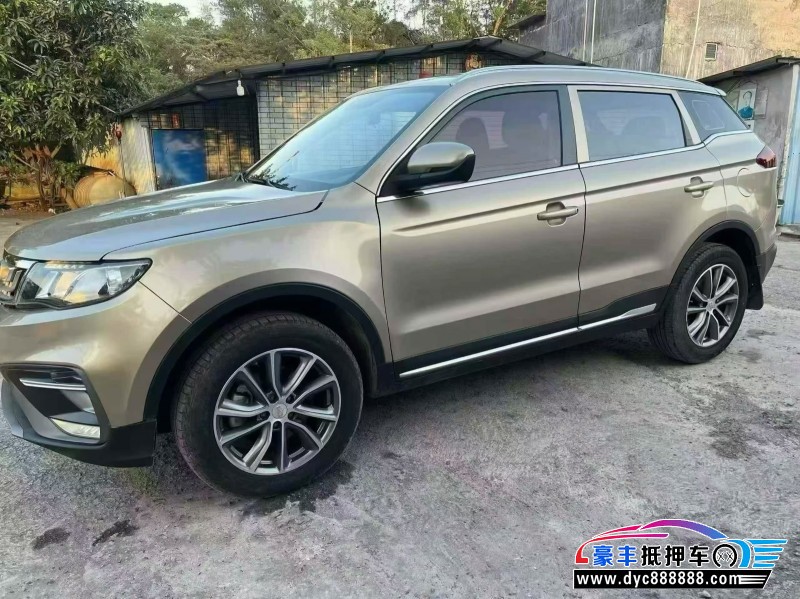 19年吉利博越轿车抵押车出售