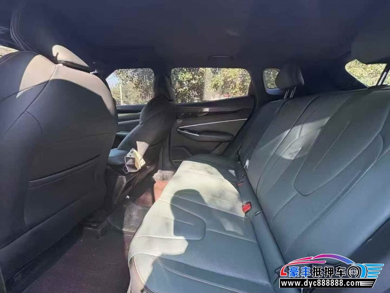 24年吉利博越轿车抵押车出售