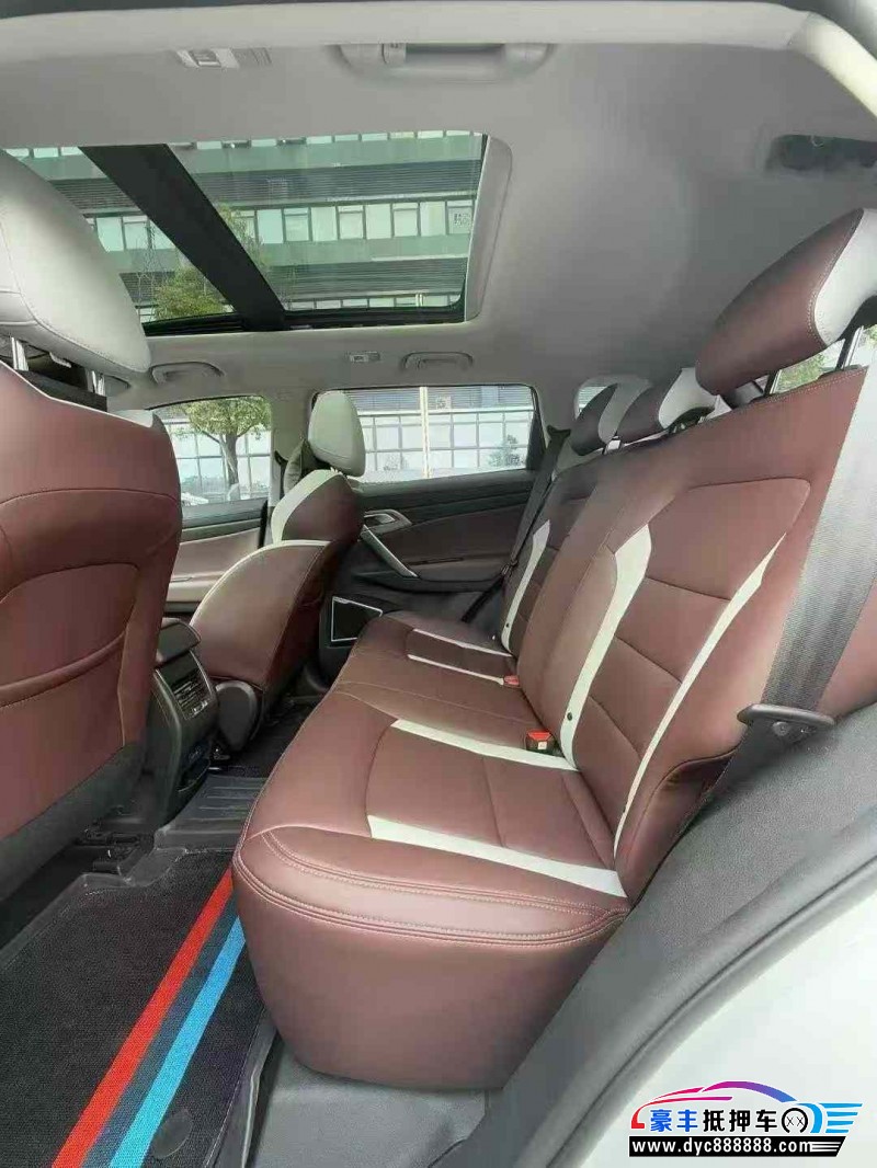 23年吉利博越轿车抵押车出售