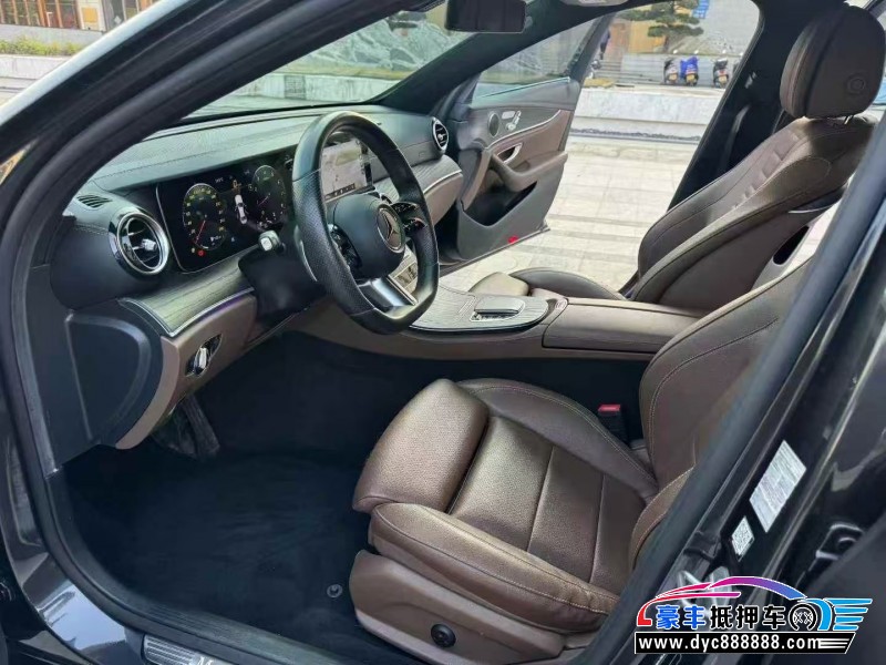 22年奔驰E轿车抵押车出售