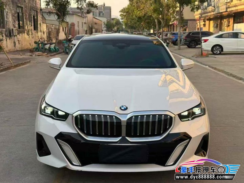 24年宝马5系轿车抵押车出售