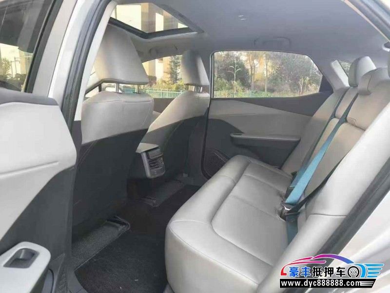 24年丰田BZ3轿车抵押车出售