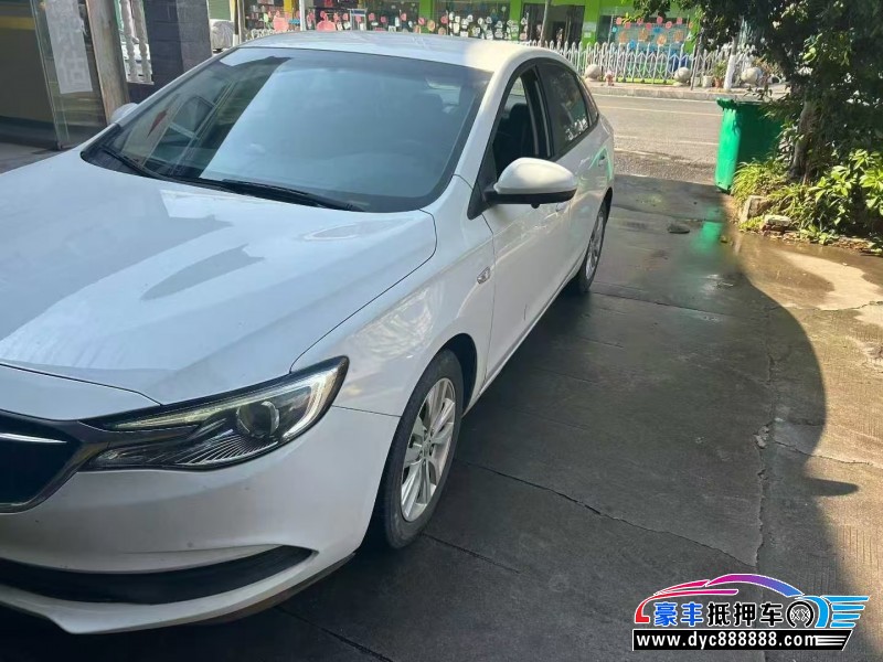 21年别克英朗轿车抵押车出售