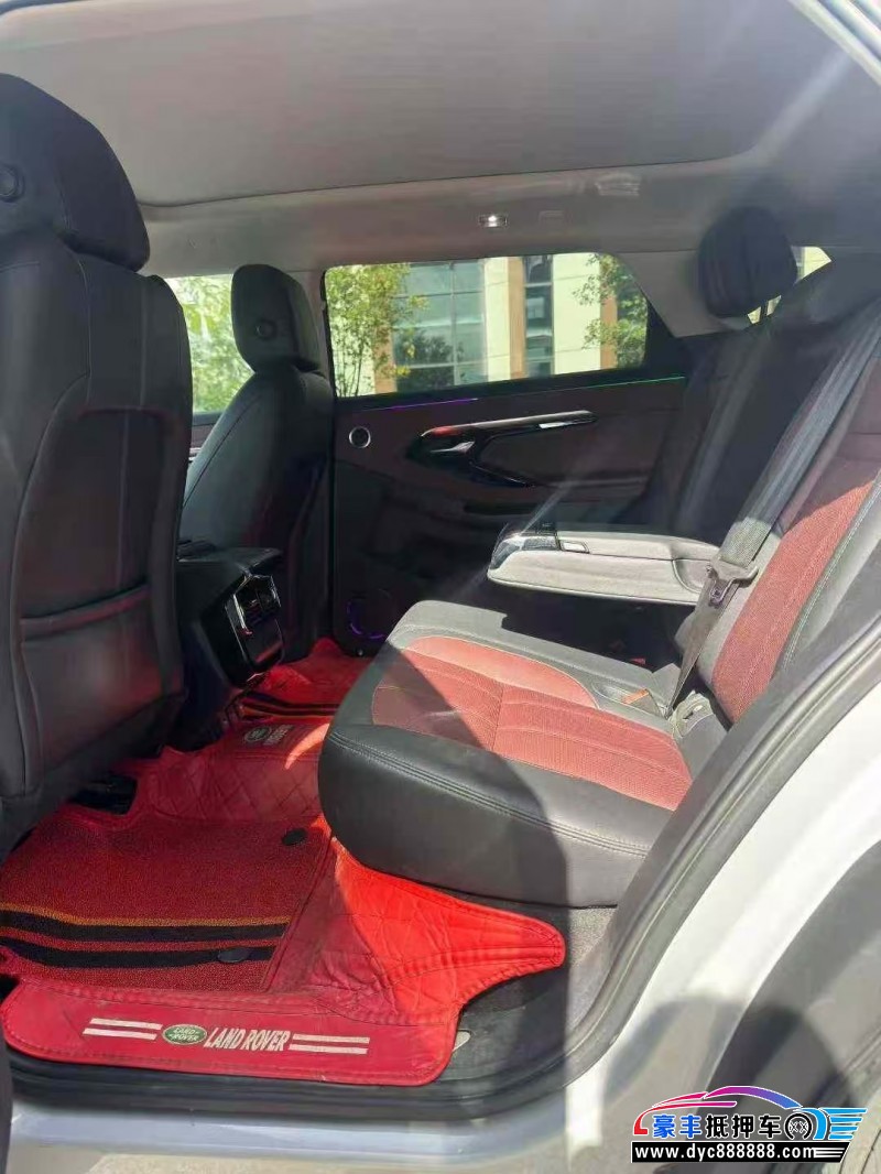 22年路虎揽胜极光轿车抵押车出售