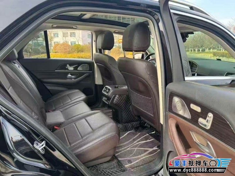 22年奔驰GLE轿车抵押车出售