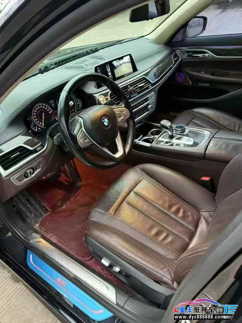 18年宝马7系轿车抵押车出售