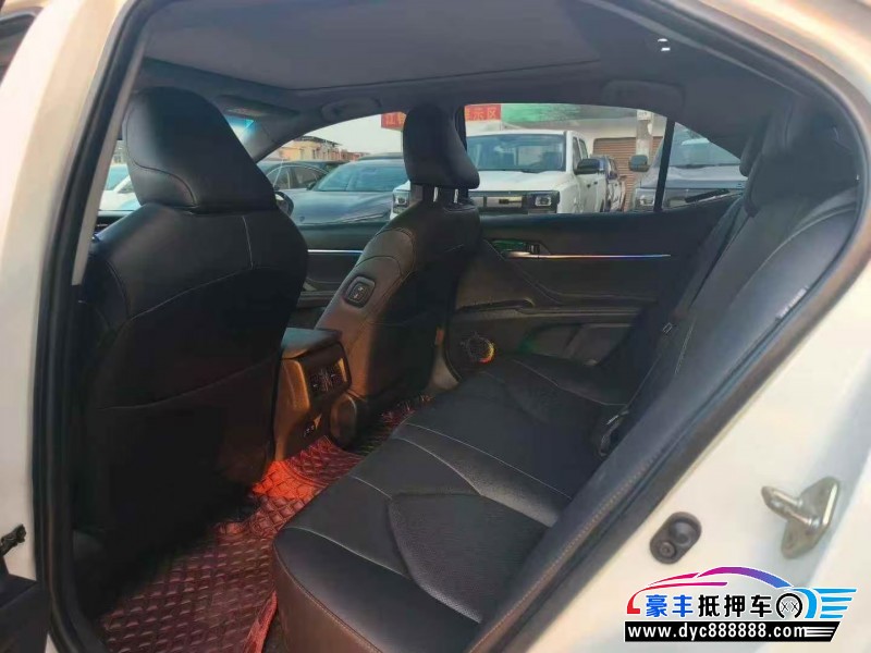 19年丰田凯美瑞轿车抵押车出售