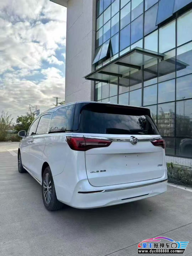 23年别克GL8轿车抵押车出售