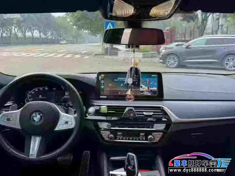 23年宝马5系轿车抵押车出售