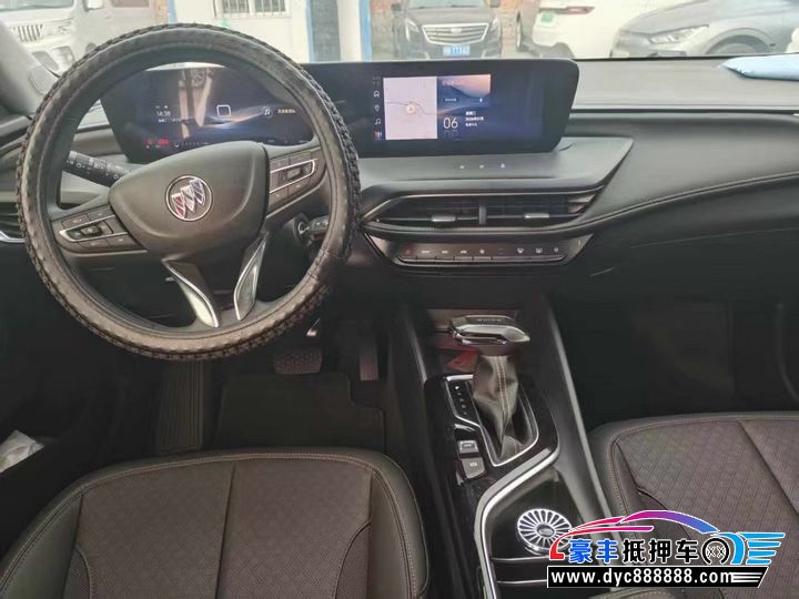 25年别克威朗轿车抵押车出售