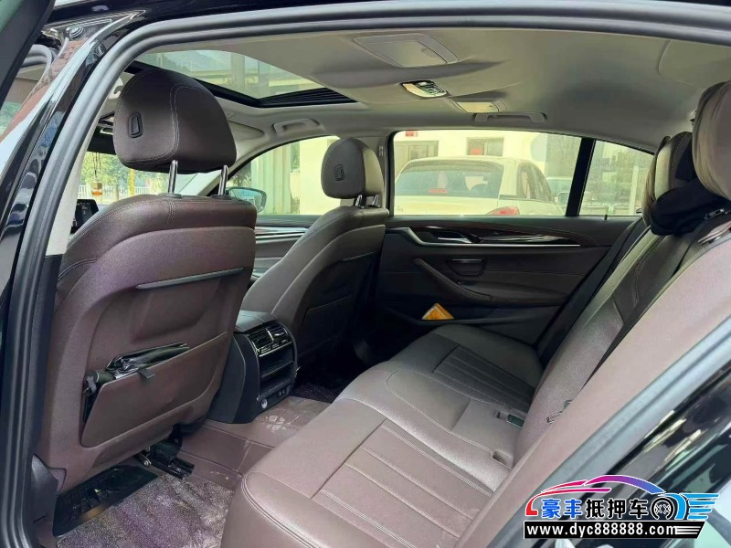 20年宝马5系轿车抵押车出售