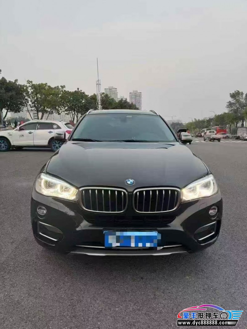 抵押车出售18年宝马X6轿车
