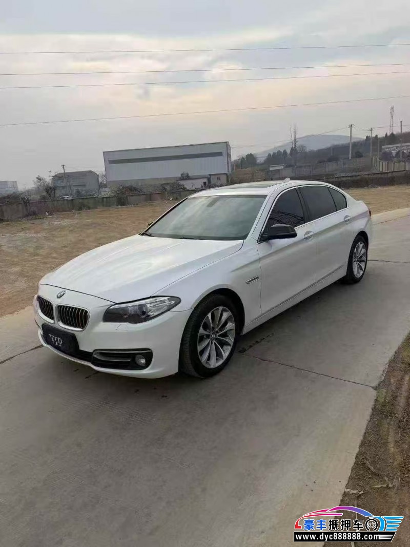 17年宝马5系轿车抵押车出售