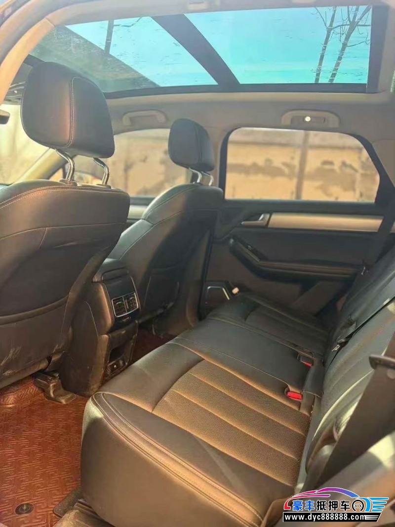 19年比亚迪唐轿车抵押车出售