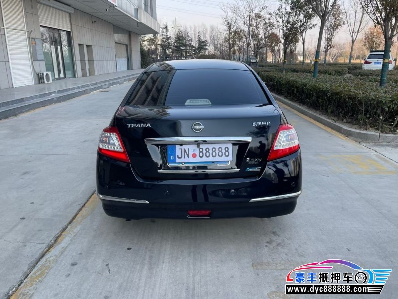 11年日产天籁轿车抵押车出售