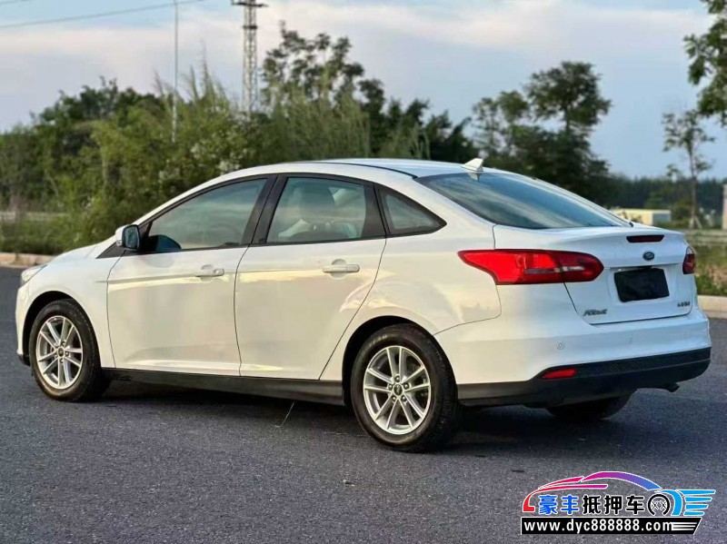 16年福特福克斯轿车抵押车出售