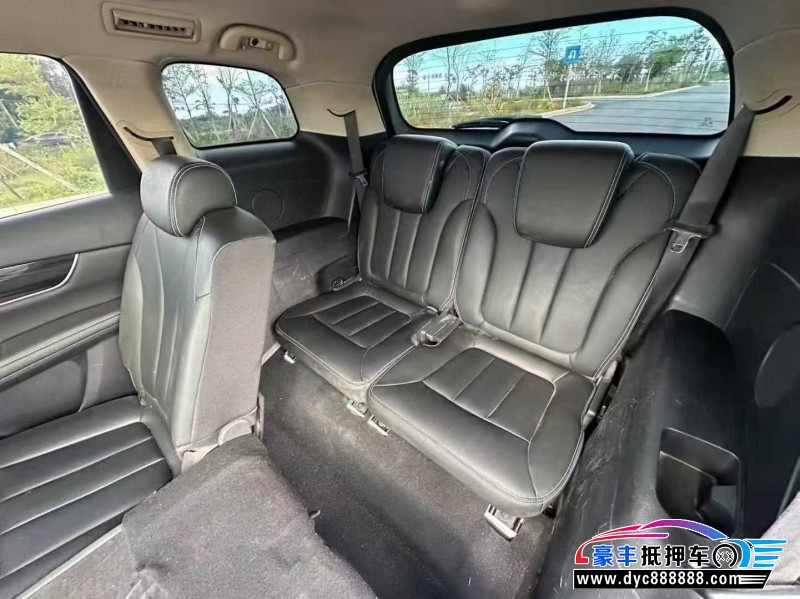 18年比亚迪宋轿车抵押车出售