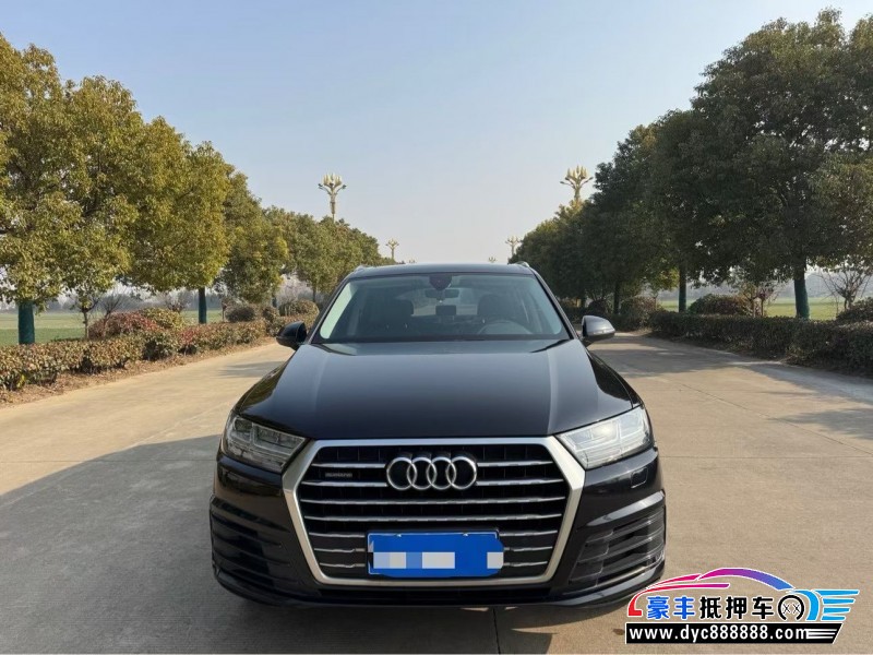 18年奥迪Q7轿车抵押车出售
