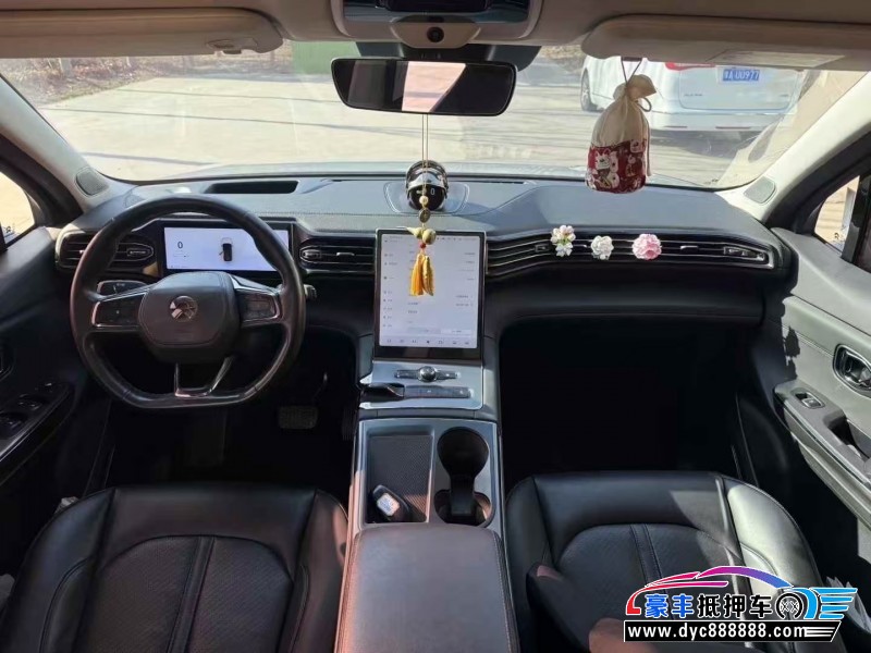 22年蔚来ES6轿车抵押车出售