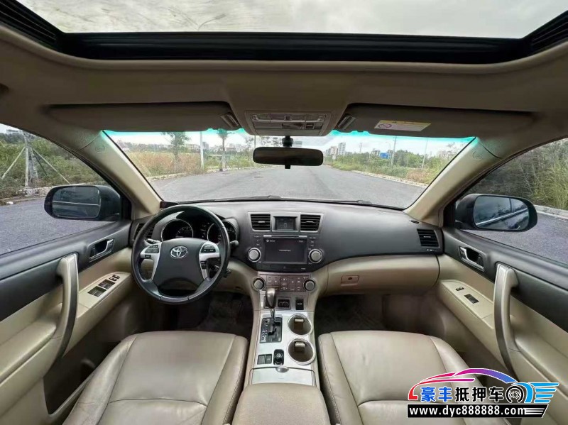 13年丰田汉兰达轿车抵押车出售