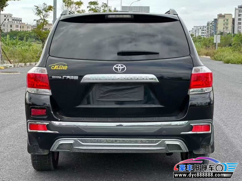 13年丰田汉兰达轿车抵押车出售