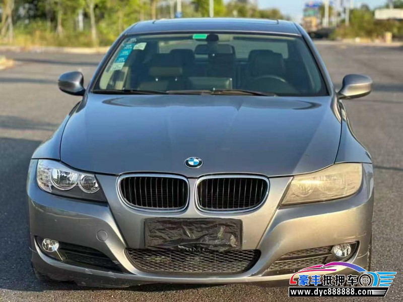 12年宝马3系轿车抵押车出售