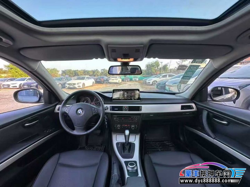 12年宝马3系轿车抵押车出售