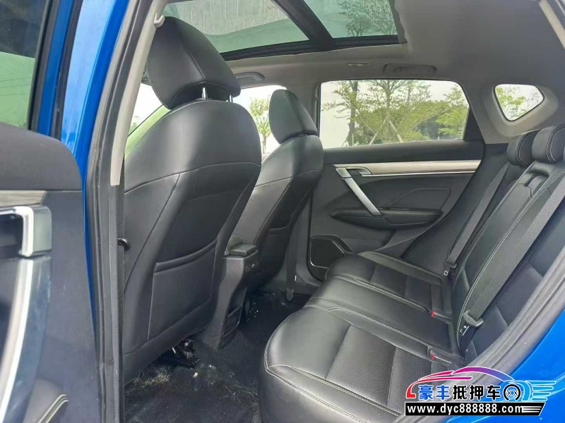 19年吉利缤越轿车抵押车出售