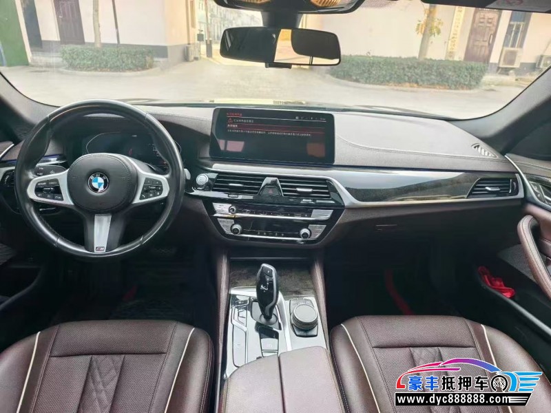 22年宝马5系轿车抵押车出售