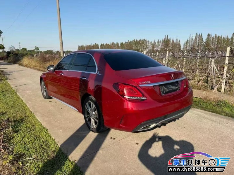 18年奔驰C轿车抵押车出售
