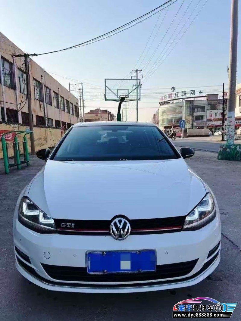 17年大众高尔夫轿车抵押车出售