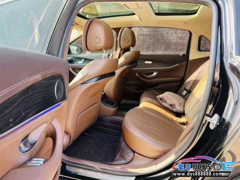 21年奔驰E轿车抵押车出售