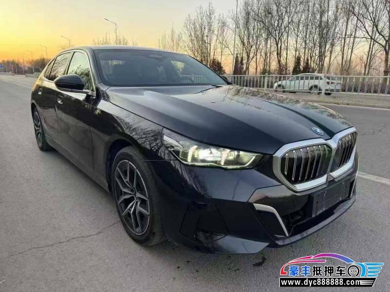 24年宝马5系轿车抵押车出售