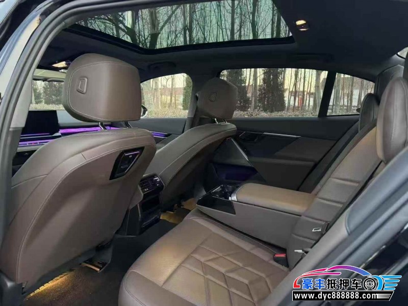 24年宝马5系轿车抵押车出售