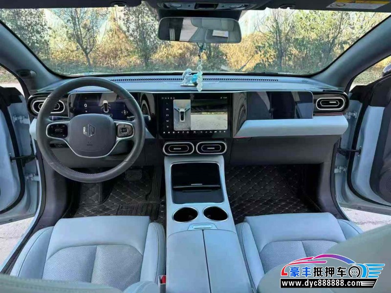 23年零跑c01轿车抵押车出售