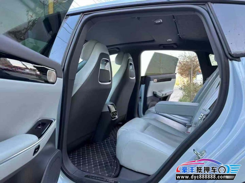 23年零跑c01轿车抵押车出售